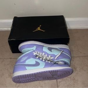 Jordan 1 “purple pulse”